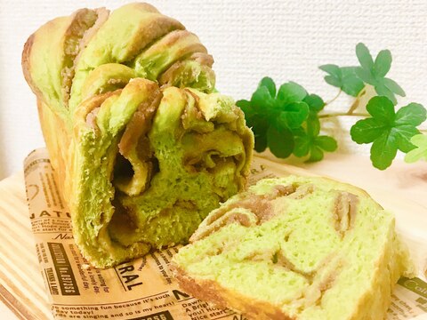 パウンド型で 抹茶とあんこのマーブルパン あん食 レシピ 作り方 By 黒豆2810 楽天レシピ